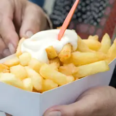 Kto wymyślił frytki? Spór Belgii i Francji o kulinarny tron!