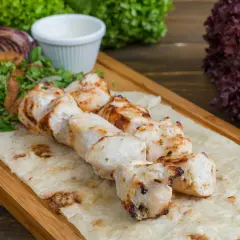 Falafel kebab: Smak, skład, kalorie. Czy to zdrowszy kebab?