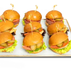 Kup mini burgery: Sklep, online czy catering? Znajdź najlepsze!