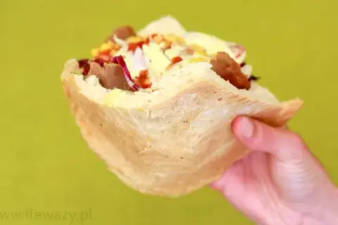 Ile kalorii ma duży kebab? Sprawdź i wybierz lżejszą wersję!