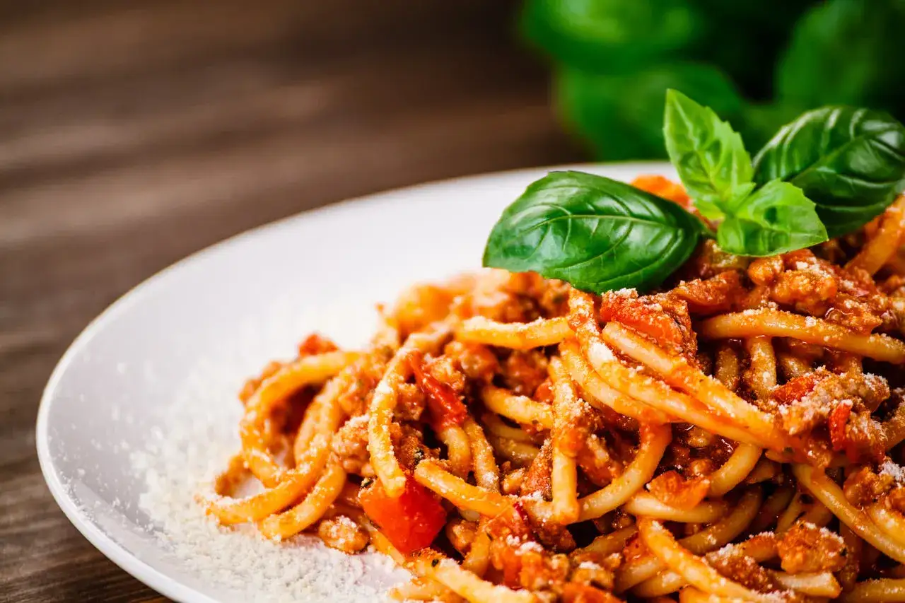 przepis na spaghetti bolognese krok po kroku